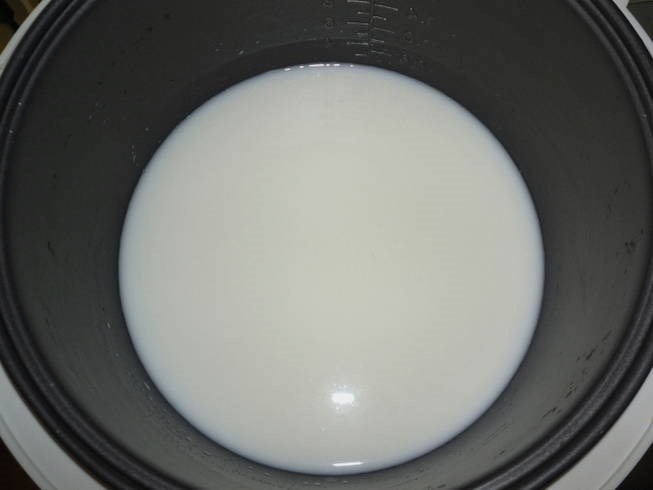 Как приготовить рисовую кашу на молоке в мультиварке