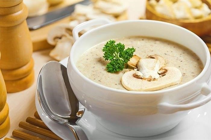 Суп с шампиньонами и курицей: рецепт