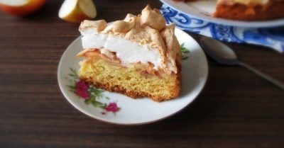 Пошаговый рецепт яблочного пирога на сметане