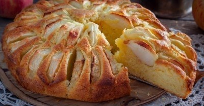 Готовим вкусный яблочный пирог с грушами в духовке