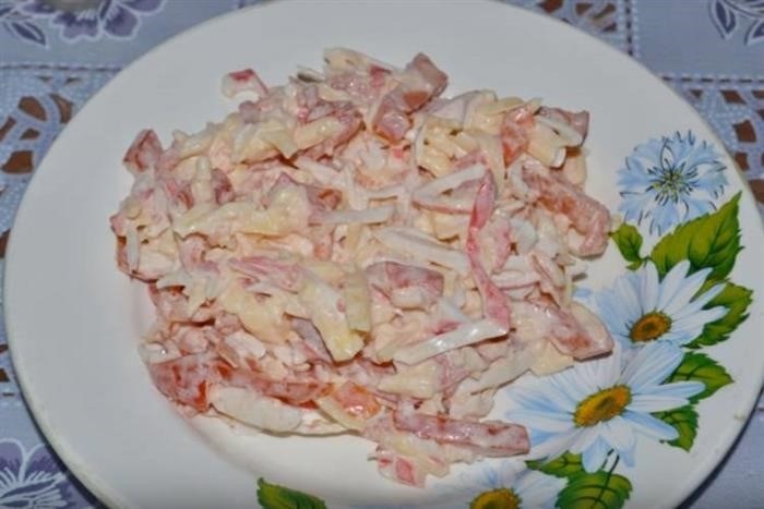 Рецепт салата из крабовых палочек с болгарским перцем