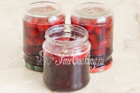 Варенье из клубники с целыми ягодами густое и прозрачное: рецепт