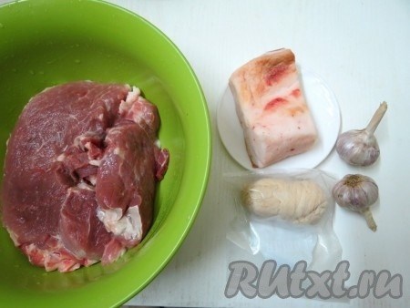 Сочная домашняя колбаса из свинины в кишках в духовке