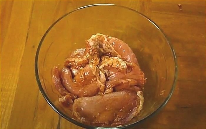 Пошаговый рецепт стейка из свинины в соевом соусе