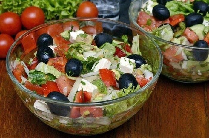 Классический рецепт греческого салата с фетаксой