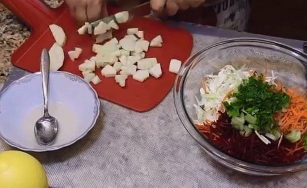 Как приготовить салат «Щетка» для похудения?