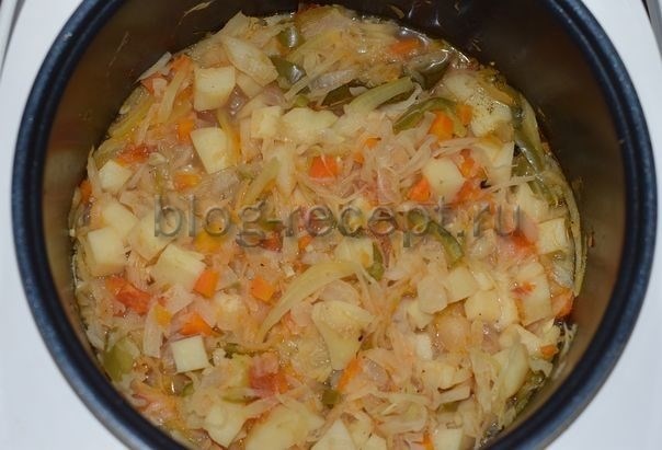 Рецепт рагу с картошкой, капустой и мясом в мультиварке
