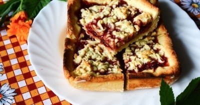 Пошаговый рецепт с фото: песочное тесто для пирога с вареньем