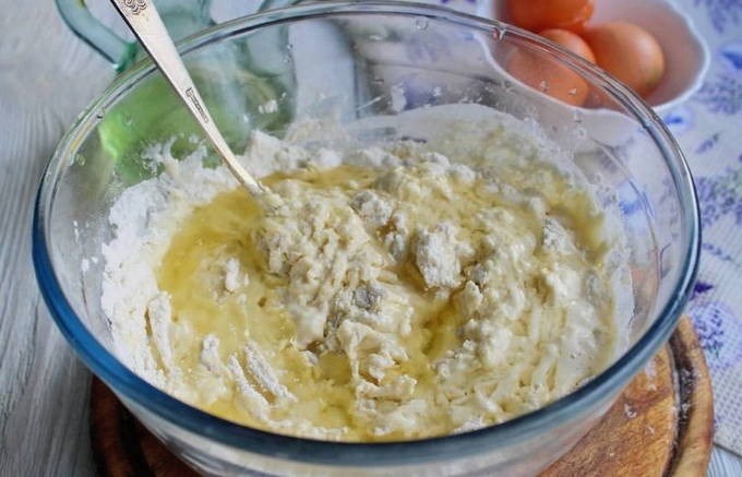 Как приготовить хачапури на кефире с сыром сулугуни на сковороде?