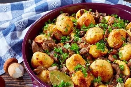 Фото рецепт картошки с шампиньонами и луком